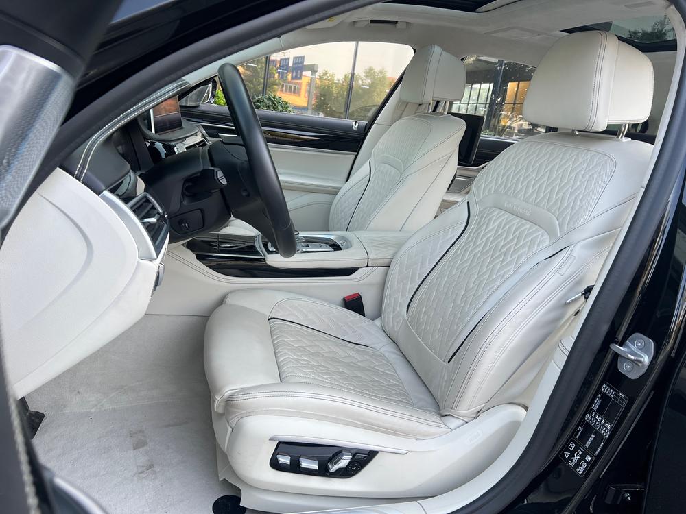 BMW BMW 7-Series