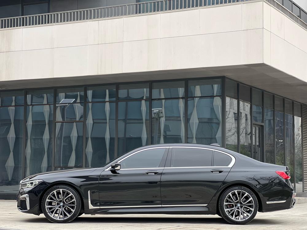 BMW BMW 7-Series