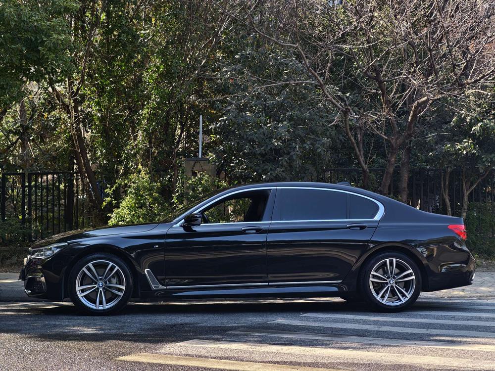 BMW BMW 7-Series