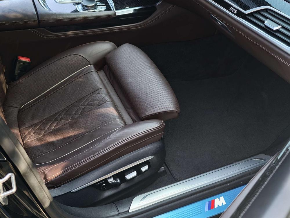 BMW BMW 7-Series