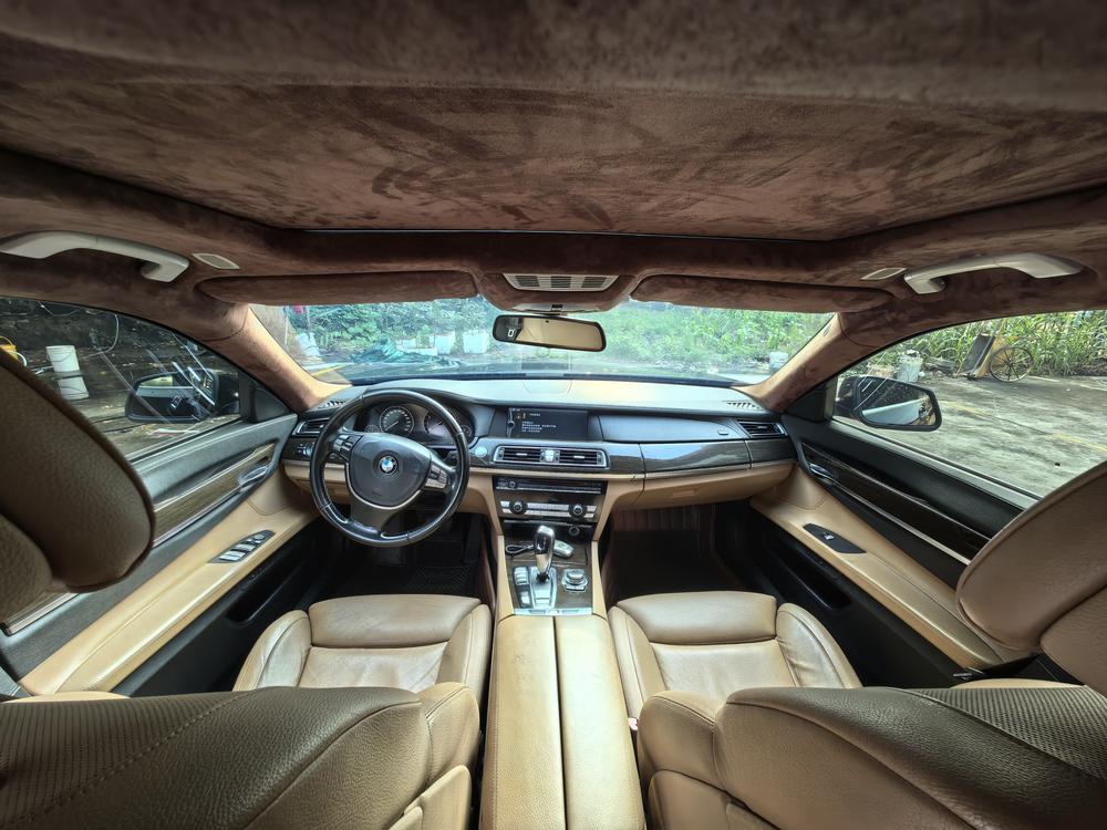 BMW BMW 7-Series
