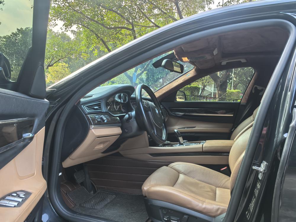 BMW BMW 7-Series