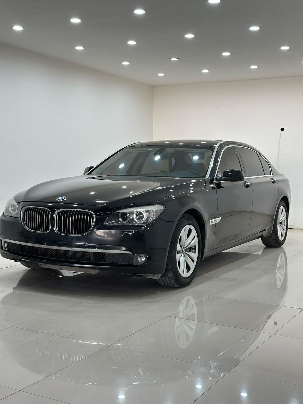 BMW BMW 7-Series