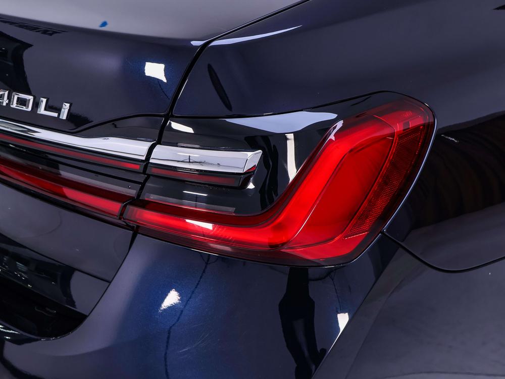 BMW BMW 7-Series