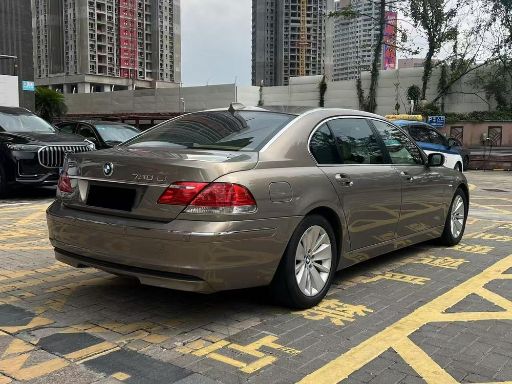 BMW BMW 7-Series