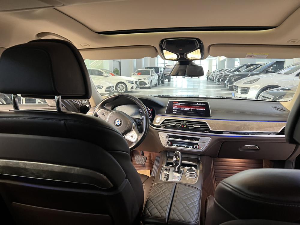 BMW BMW 7-Series