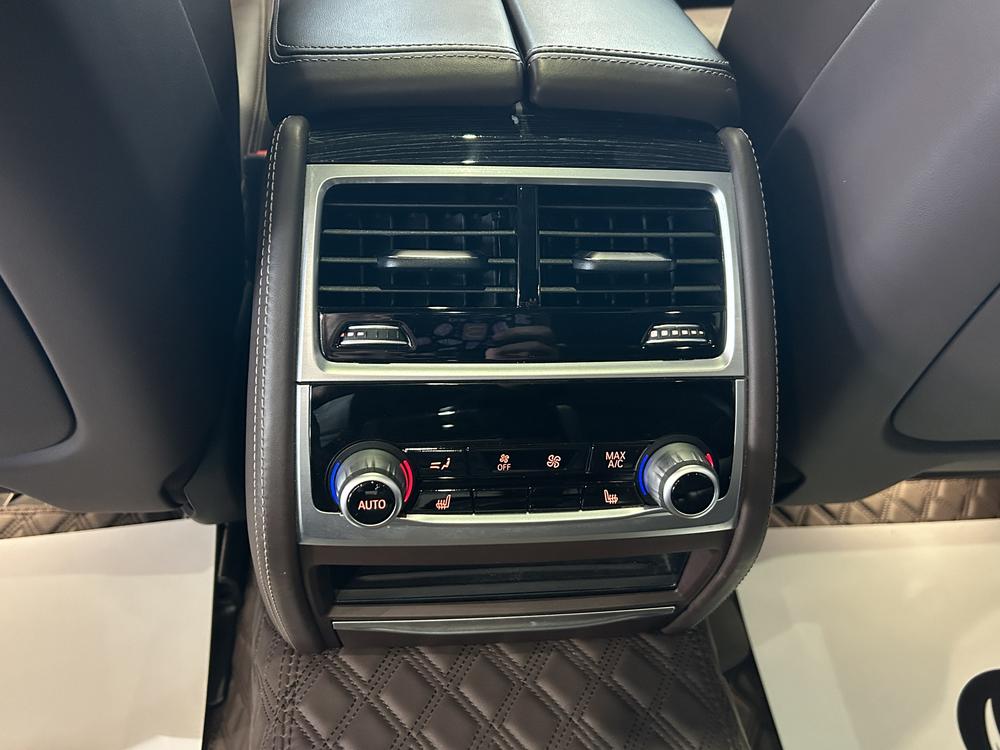 BMW BMW 7-Series