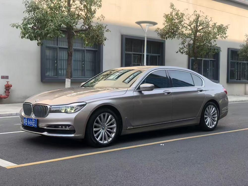 BMW BMW 7-Series