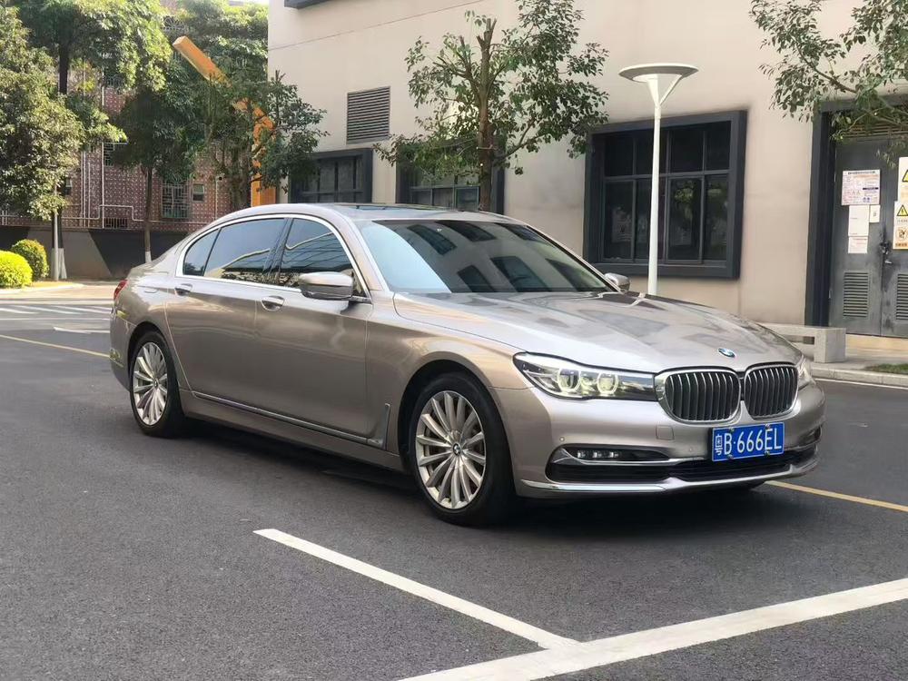 BMW BMW 7-Series