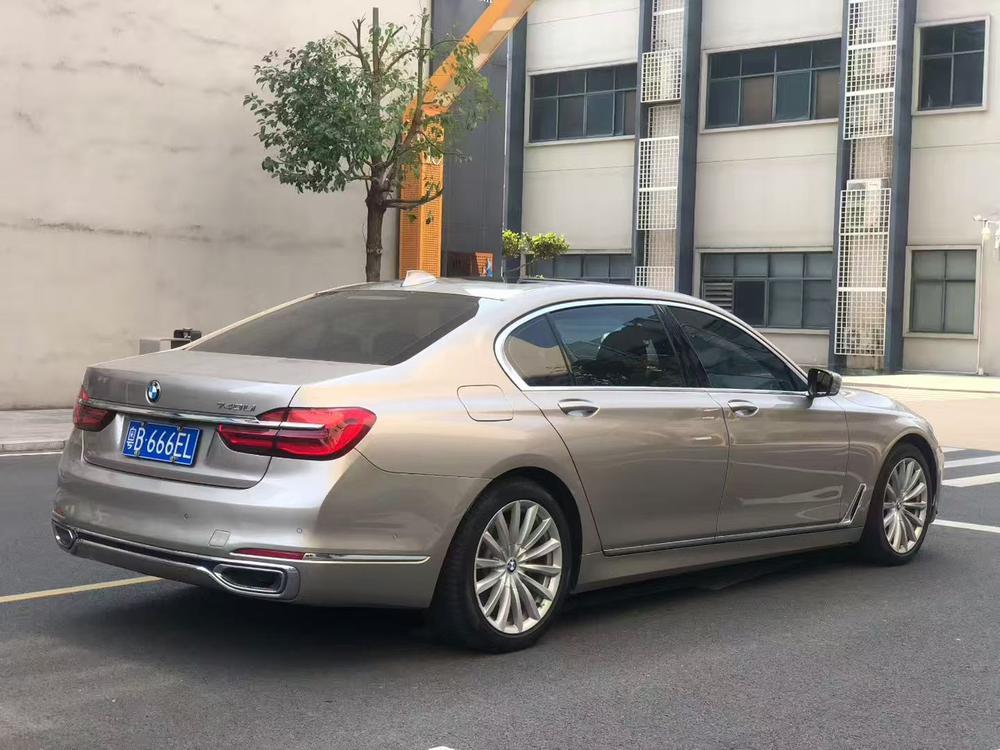 BMW BMW 7-Series