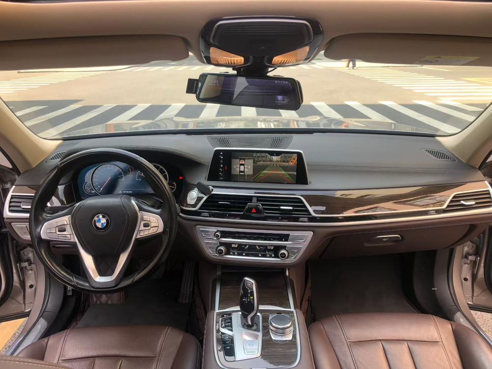 BMW BMW 7-Series