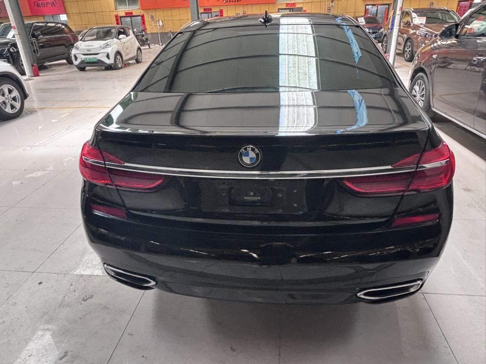 BMW BMW 7-Series
