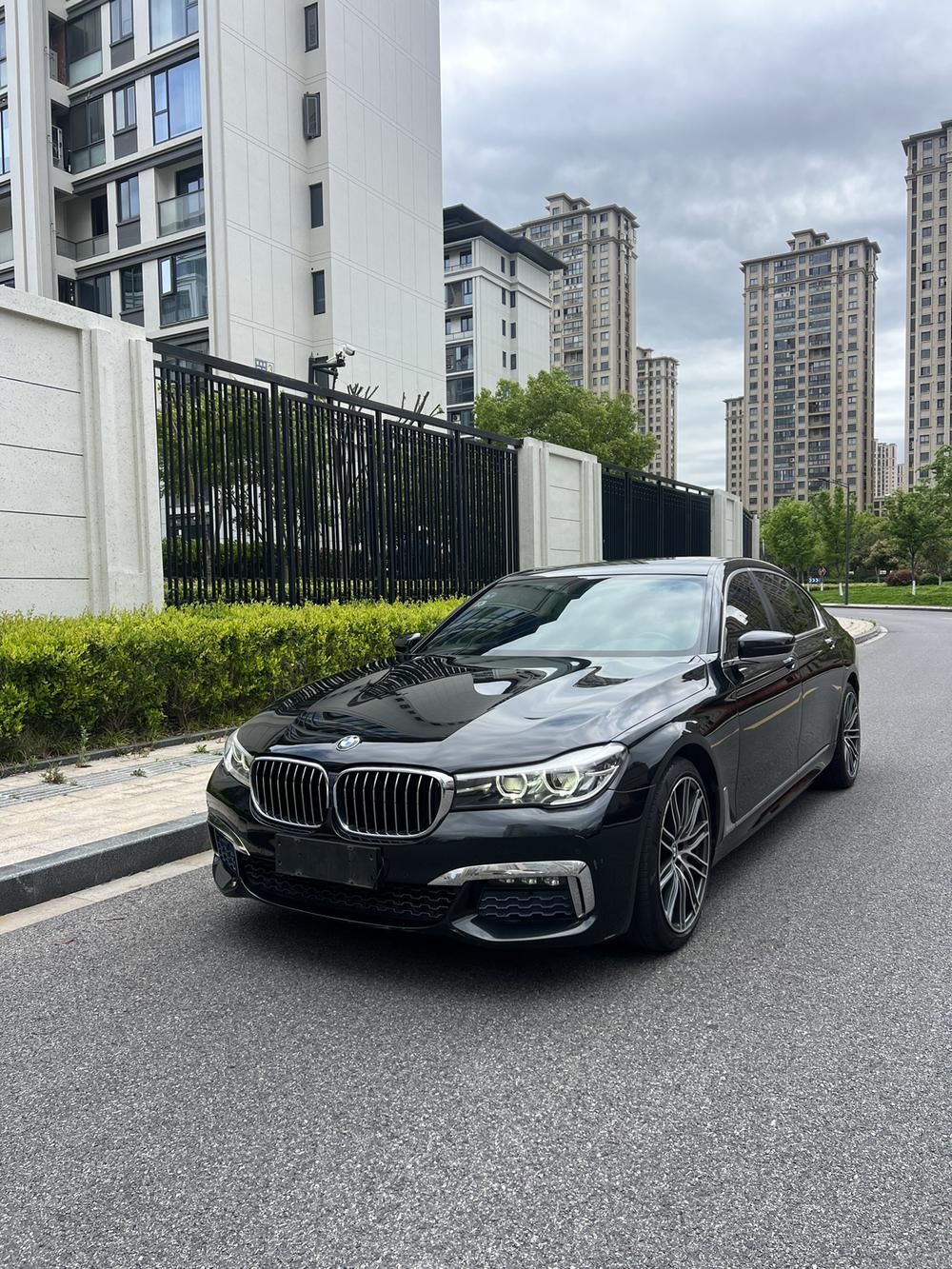 BMW BMW 7-Series