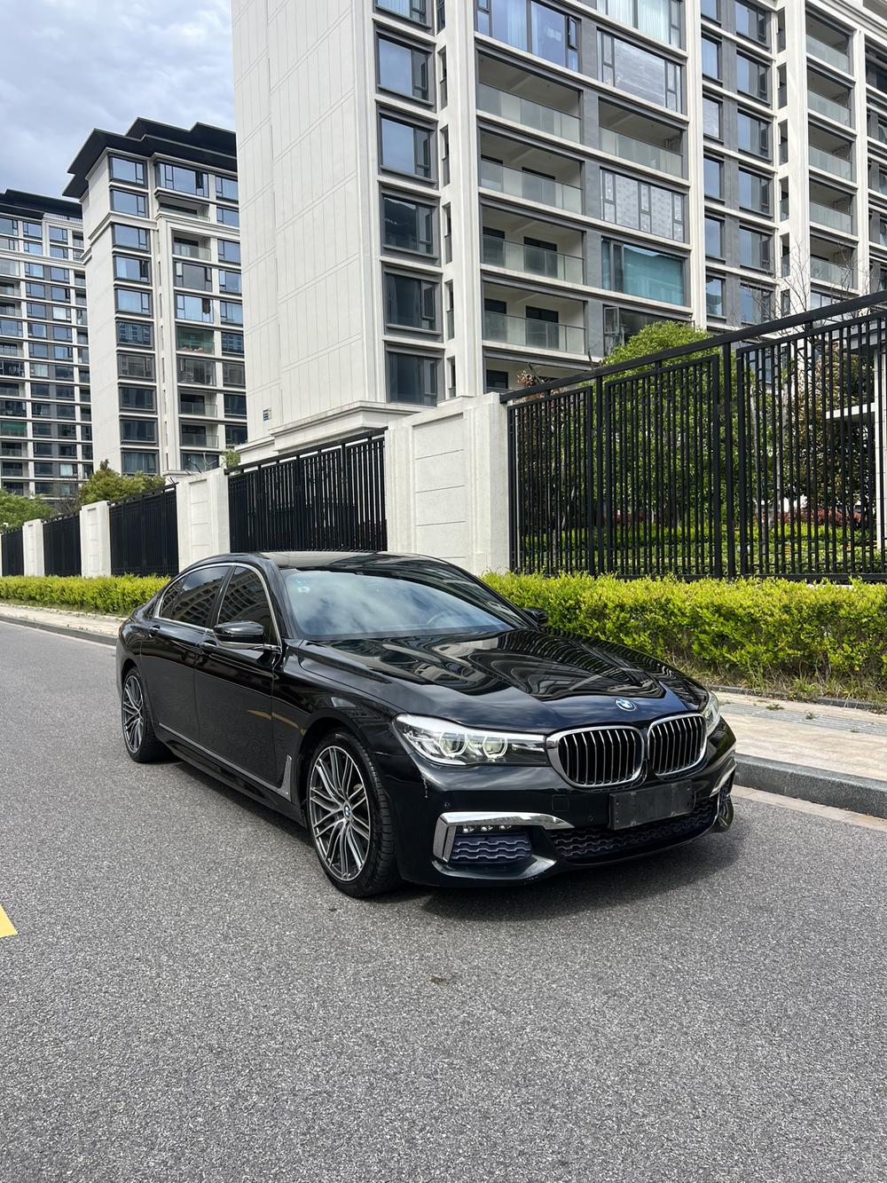 BMW BMW 7-Series