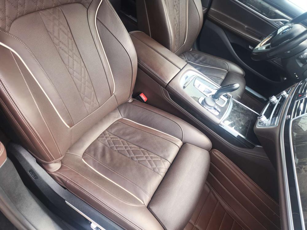 BMW BMW 7-Series