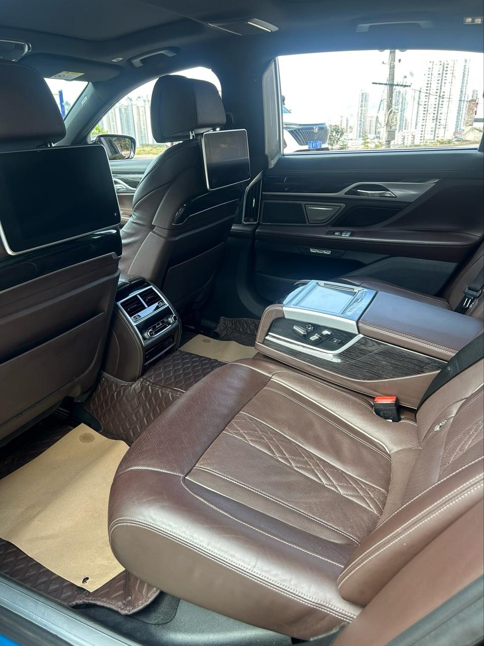 BMW BMW 7-Series