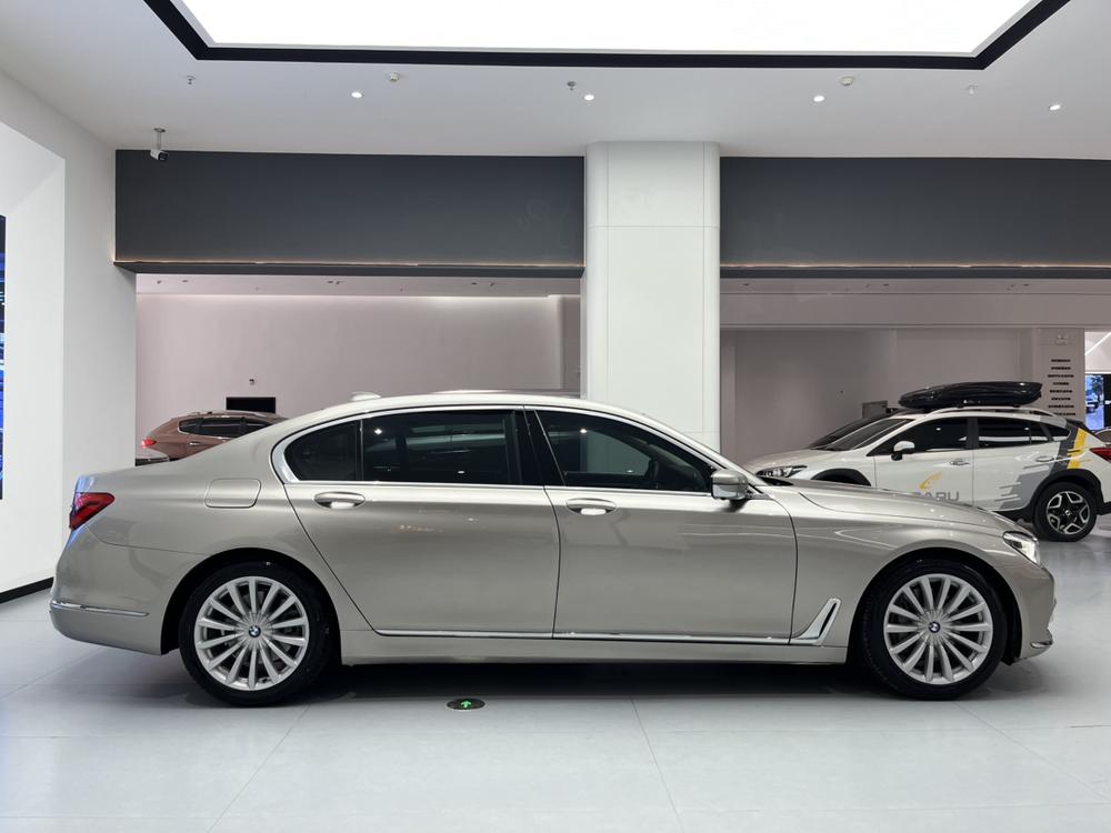 BMW BMW 7-Series