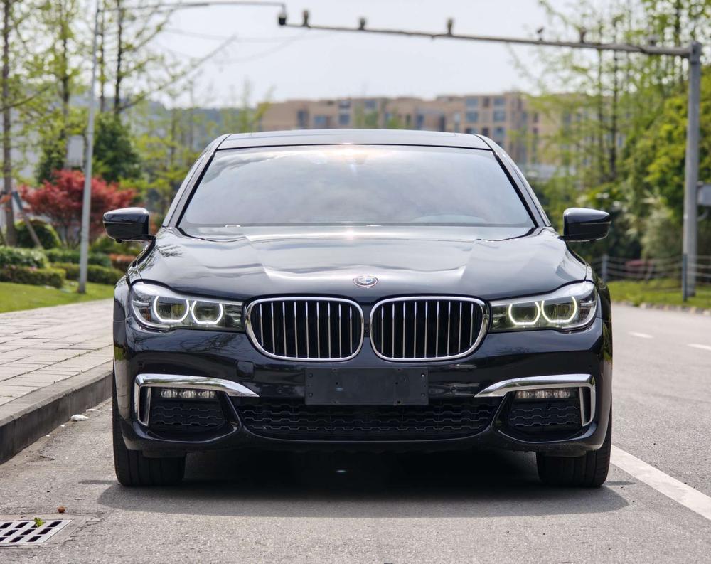 BMW BMW 7-Series