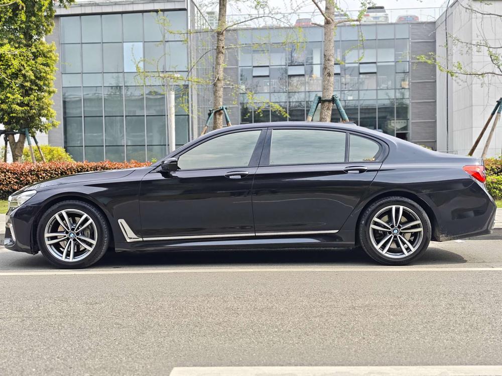 BMW BMW 7-Series