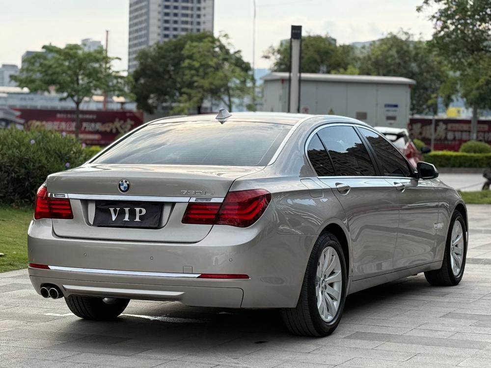 BMW BMW 7-Series
