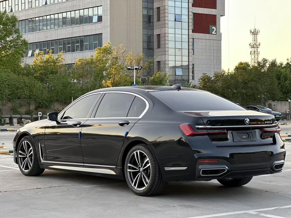 BMW BMW 7-Series