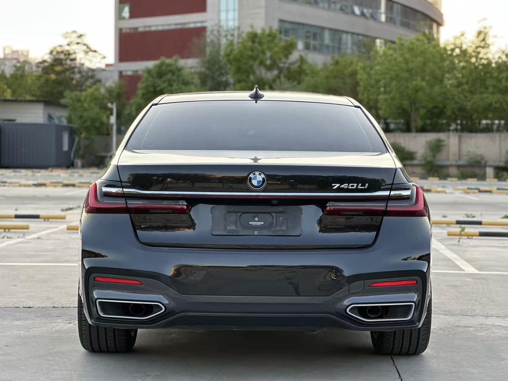 BMW BMW 7-Series