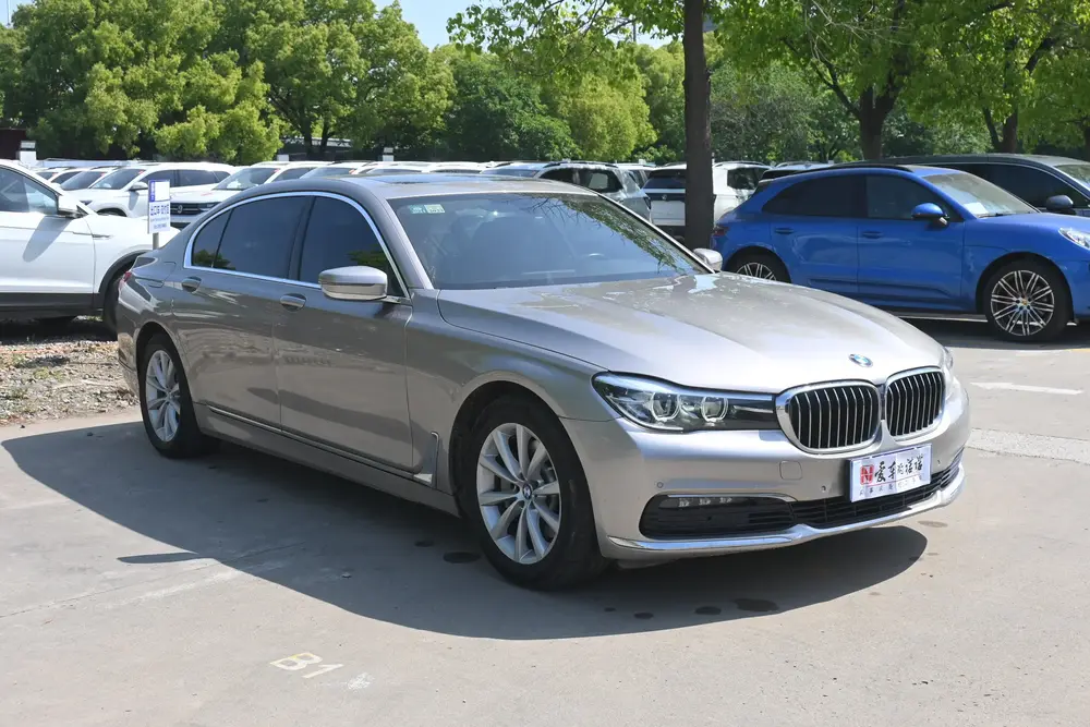 BMW BMW 7-Series