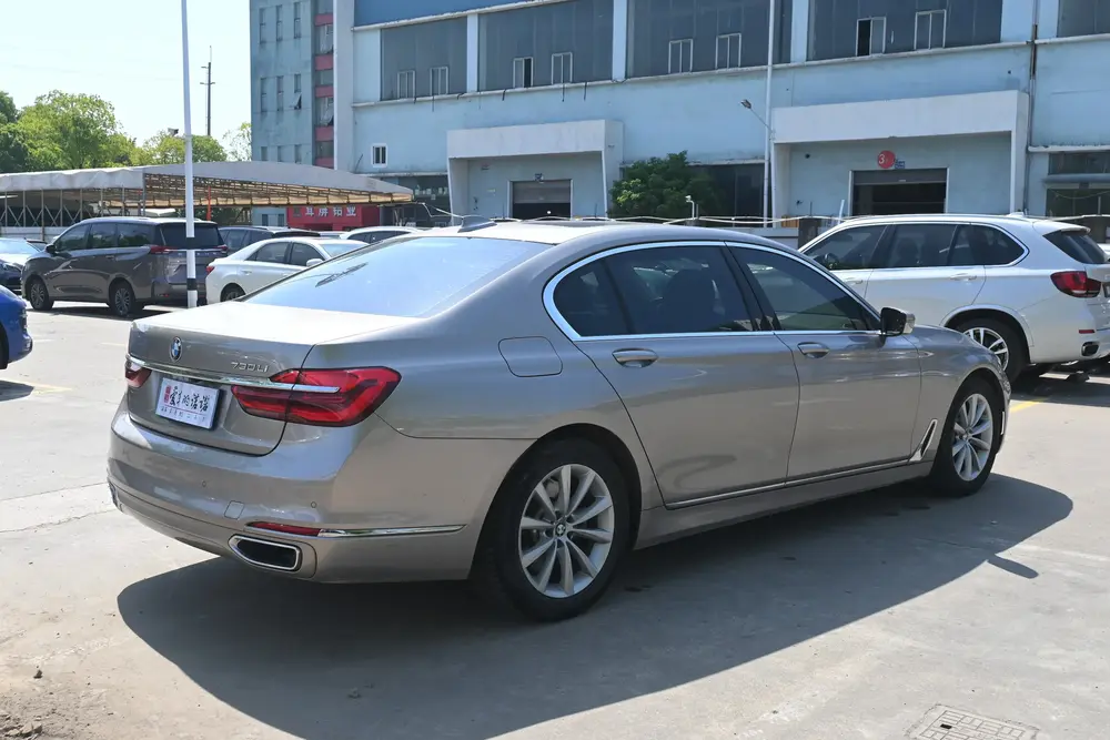 BMW BMW 7-Series