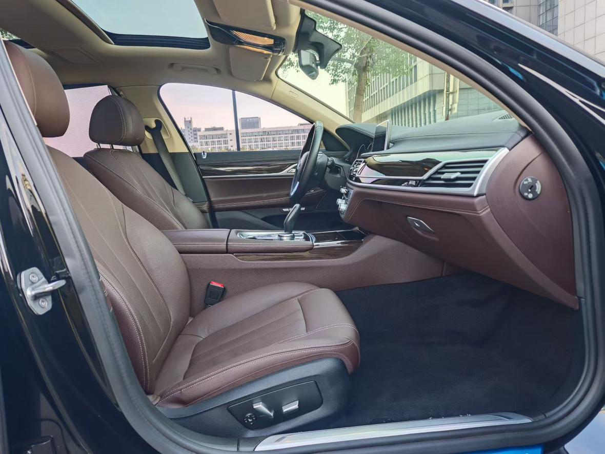 BMW BMW 7-Series