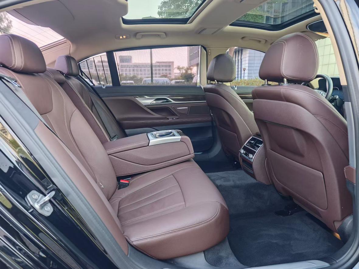 BMW BMW 7-Series