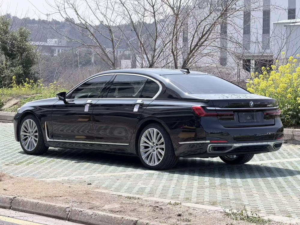 BMW BMW 7-Series