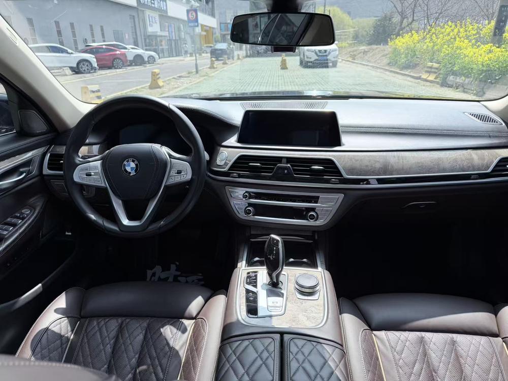 BMW BMW 7-Series