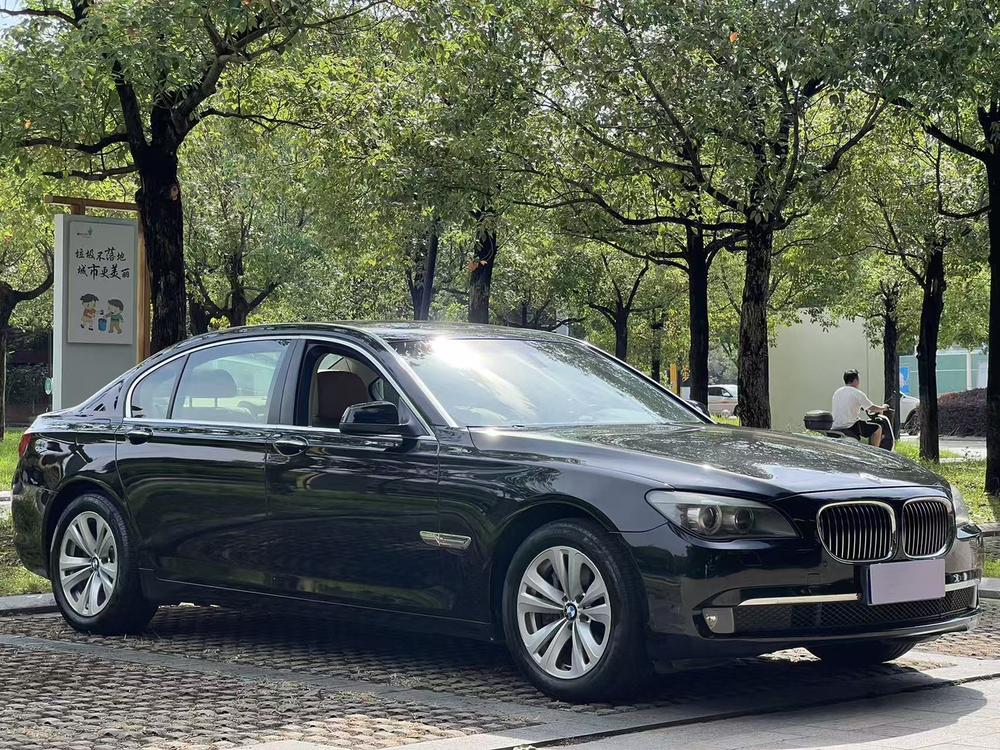 BMW BMW 7-Series