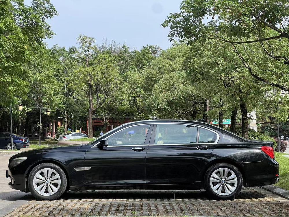 BMW BMW 7-Series