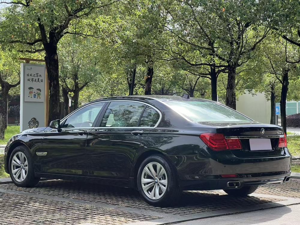 BMW BMW 7-Series
