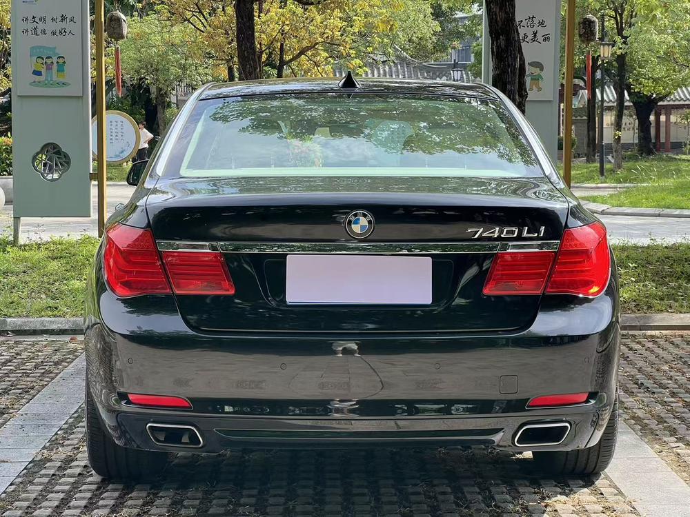 BMW BMW 7-Series