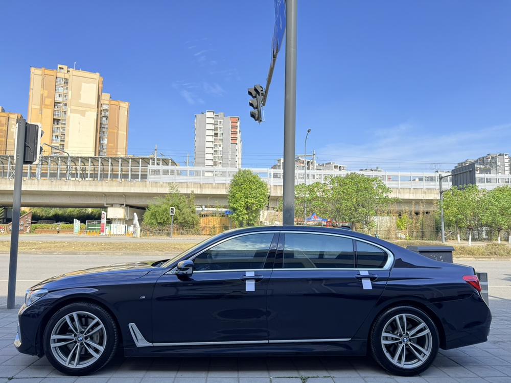 BMW BMW 7-Series