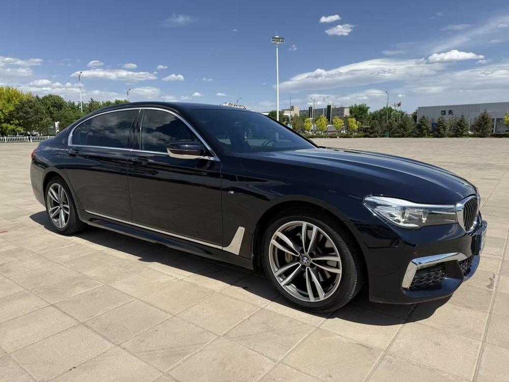BMW BMW 7-Series