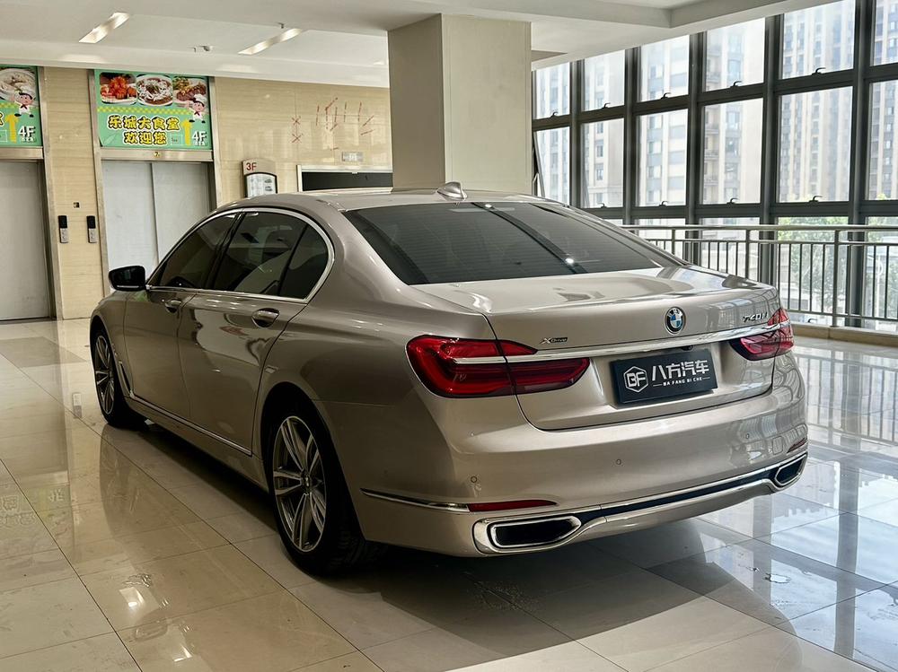 BMW BMW 7-Series