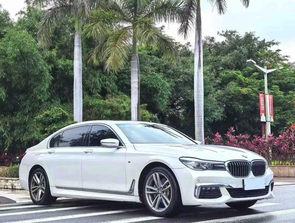 BMW BMW 7-Series