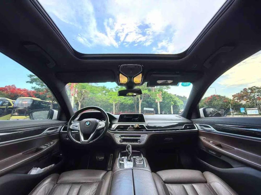 BMW BMW 7-Series