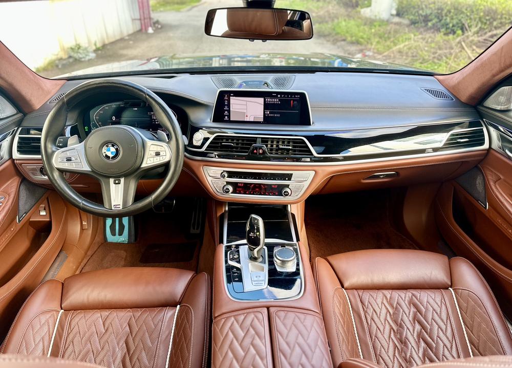 BMW BMW 7-Series