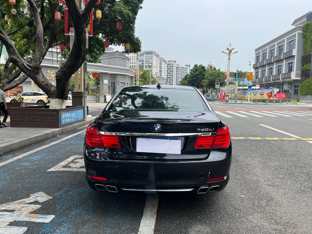BMW BMW 7-Series