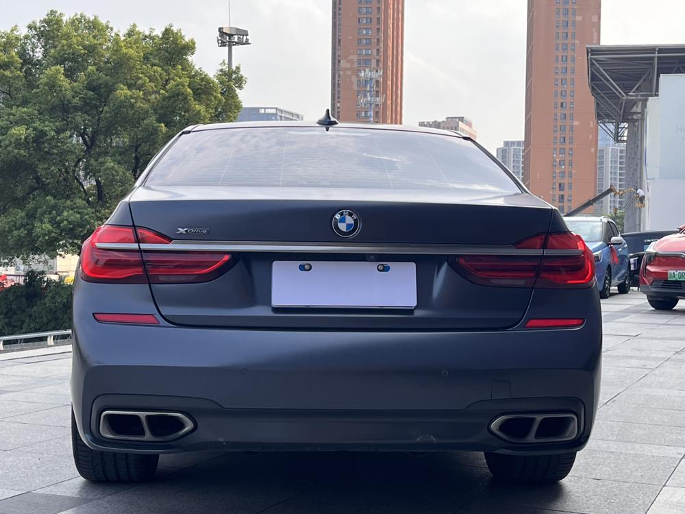 BMW BMW 7-Series