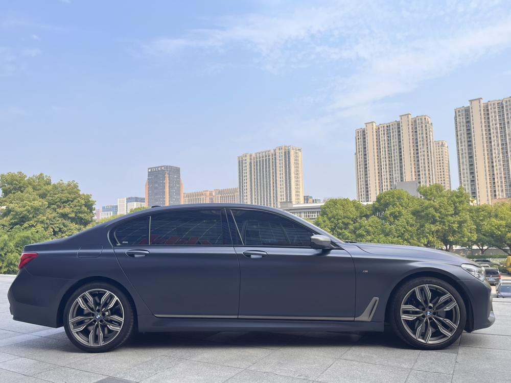 BMW BMW 7-Series