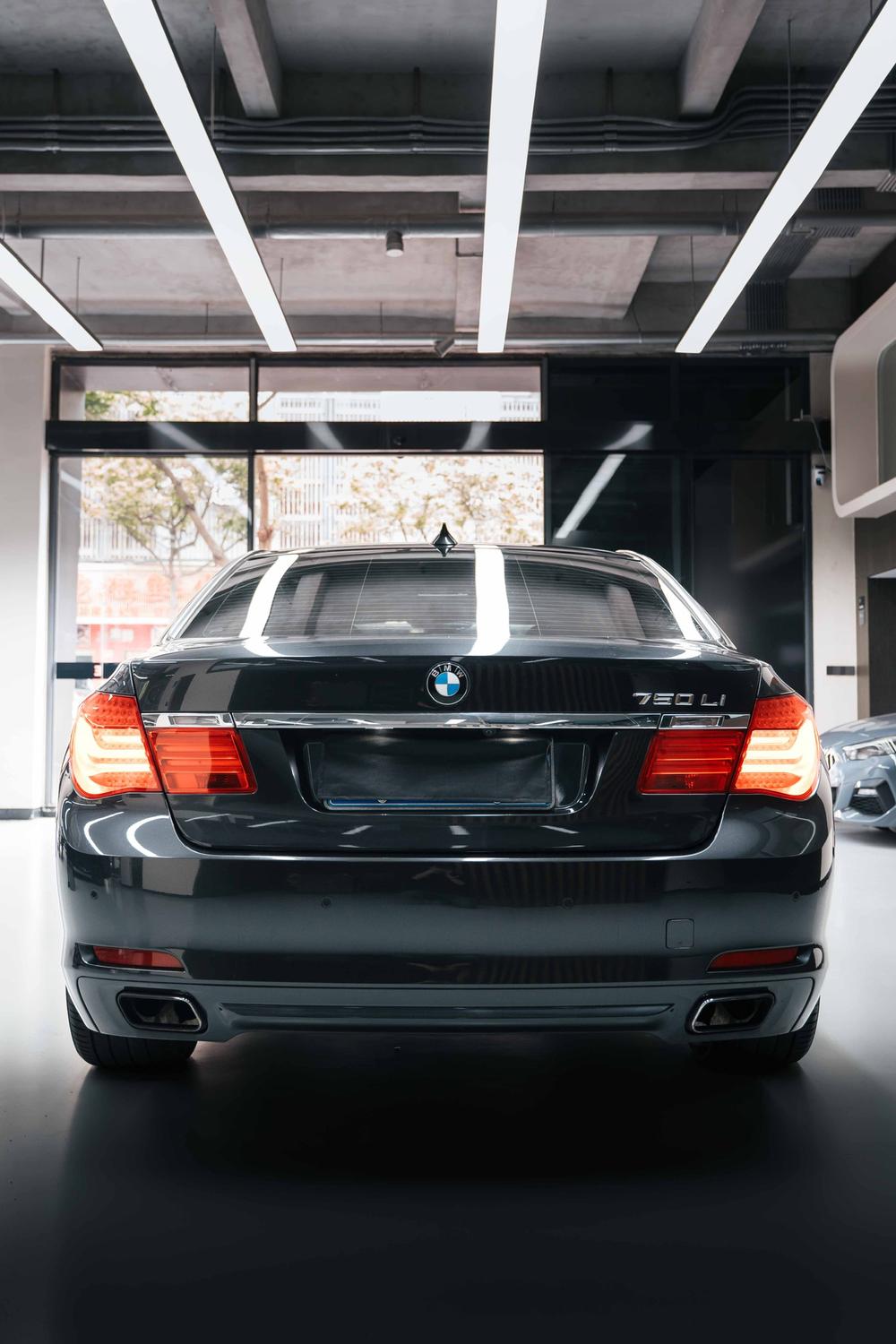 BMW BMW 7-Series
