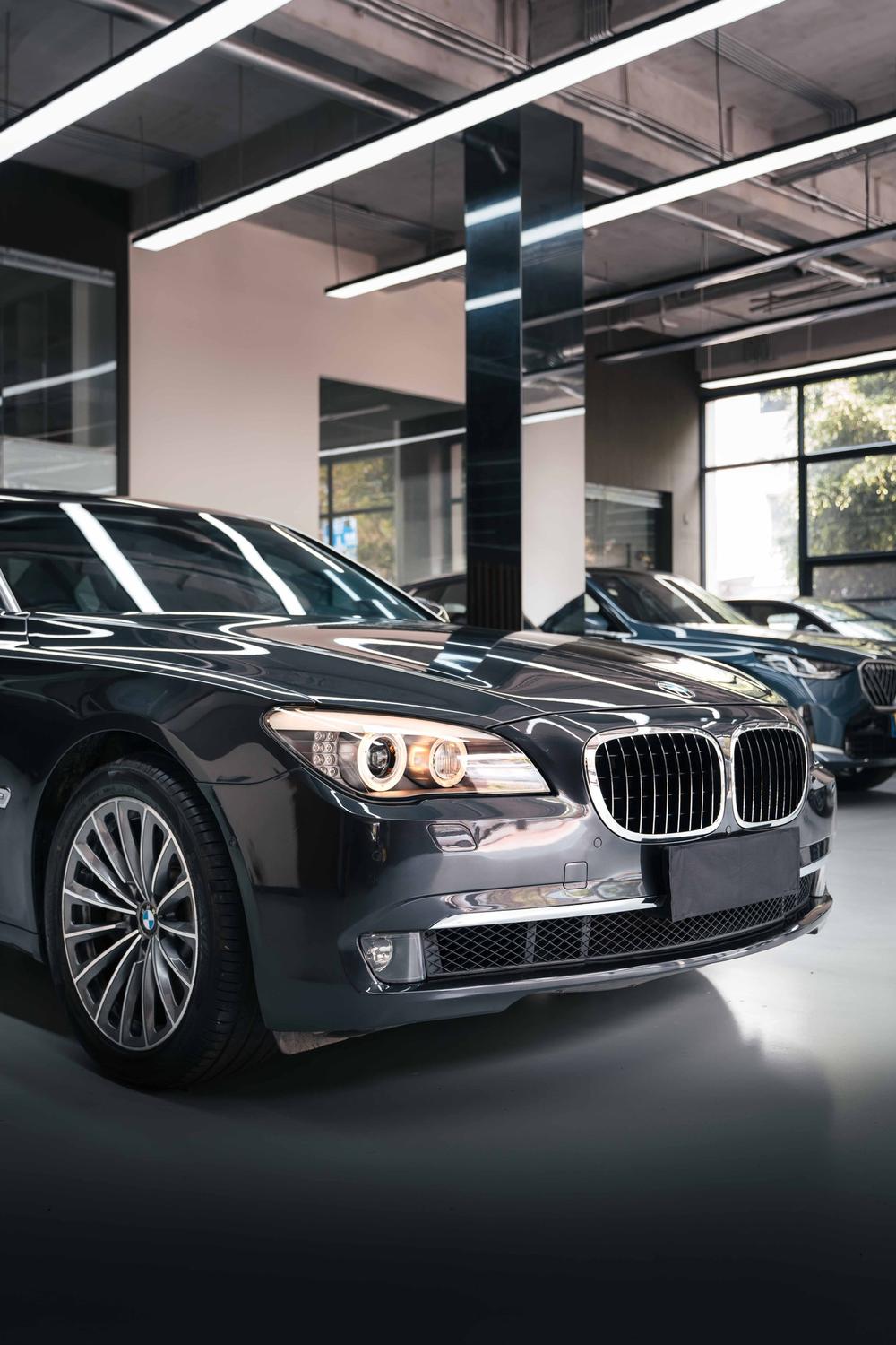 BMW BMW 7-Series