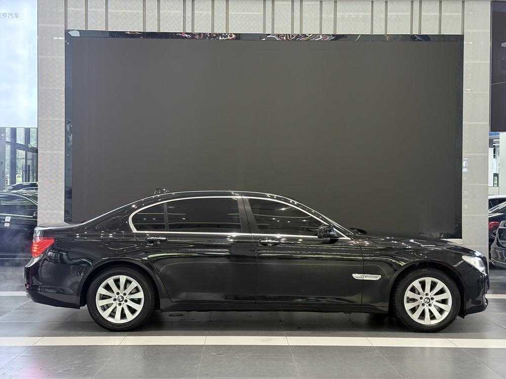 BMW BMW 7-Series