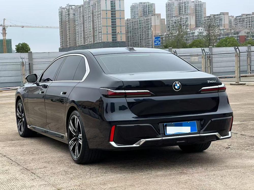 BMW BMW 7-Series
