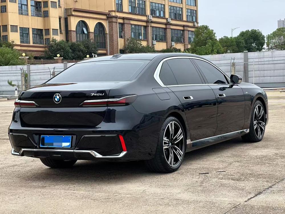 BMW BMW 7-Series